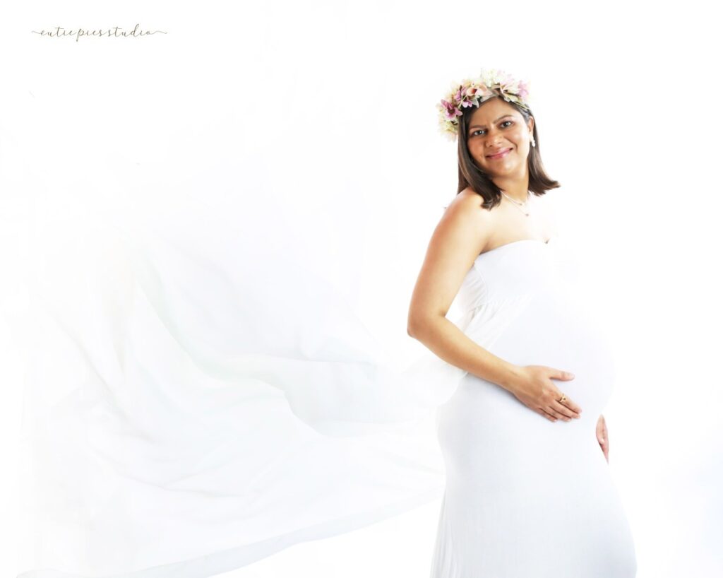 Maternity Photography - Pregnancy Photo,Santa Clara, San Jose, Sunnyvale, Palo Alto, Cupertino, Mountain View, Milpitas, Gilroy, Stanford, Los Gatos, Morgan Hill, Los Altos, Campbell, Saratoga, Los Altos Hills, Monte Sereno, San Martin, Alum Rock, Cambrian Park, East Foothills, Burbank, Fruitdale, Llagas-Uvas, Loyola, Lexington Hills, West Santa Clara