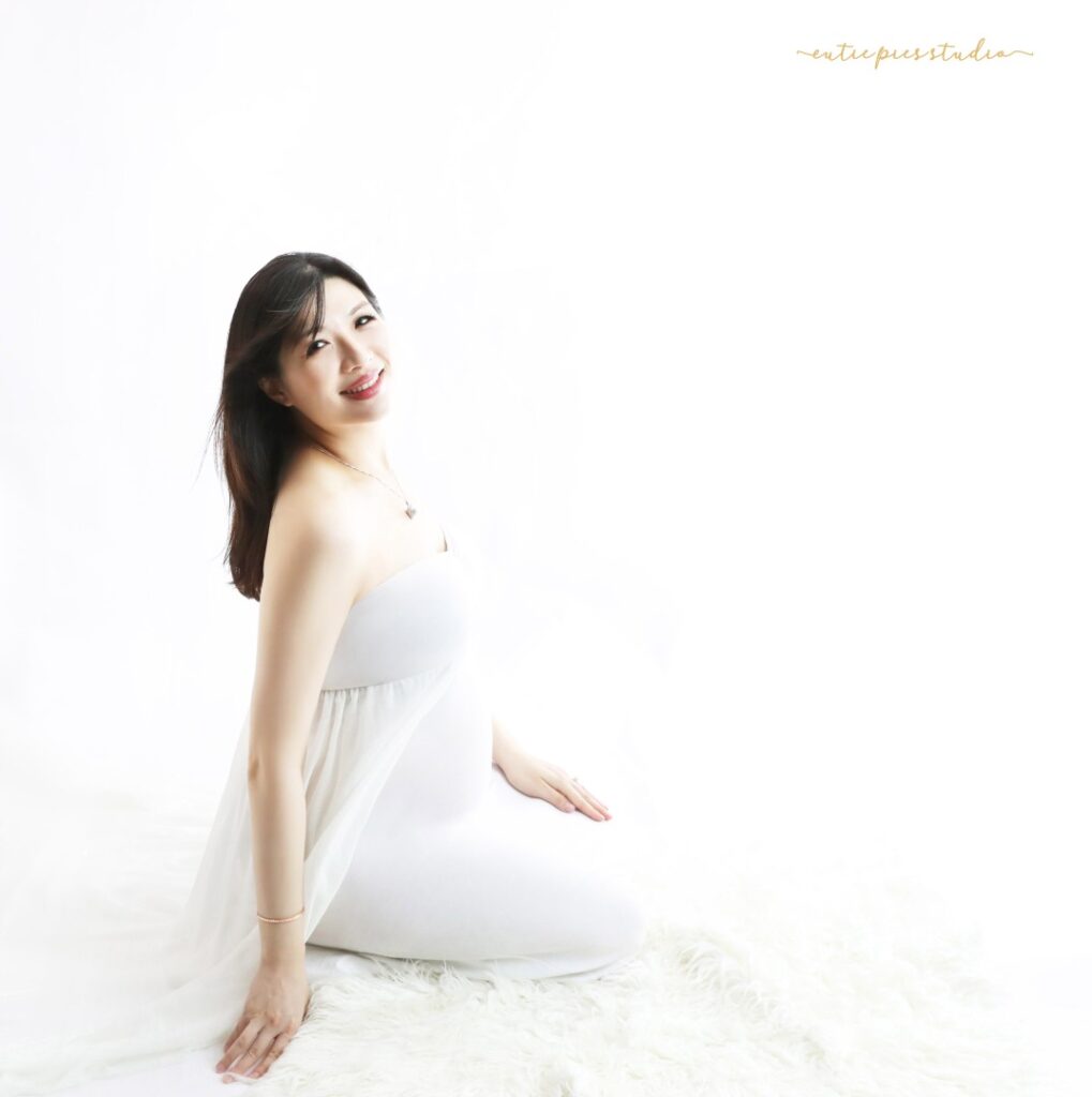 Newborn Photography-Baby Photo-Maternity Photoshoot-Santa Clara- San Jose, Sunnyvale-Palo Alto- Cupertino-Mountain View- Milpitas, Gilroy-Stanford- Los Gatos-Morgan Hill-Los Altos-Campbell, Saratoga-Los Altos Hills-Monte Sereno, San Martin-Alum Rock-Cambrian Park-East Foothills-Burbank-Fruitdale-Llagas-Uvas-Loyola, Lexington Hills-West Santa Clara